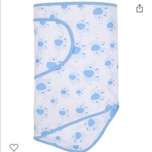 Miracle blanket baby swaddle